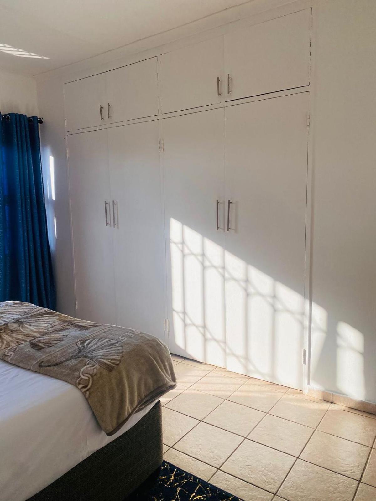Airport Imperial Guest House Kempton Park Kültér fotó